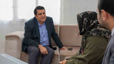 Şehitkamil Belediye Başkanı Umut Yılmaz, Belkız Mahallesi’nde kullanılamaz durumda bir