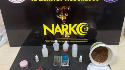 Düzce’de polis ekipleri tarafından yapılan uyuşturucu operasyonunda yoğurt kovasında uyuşturucu