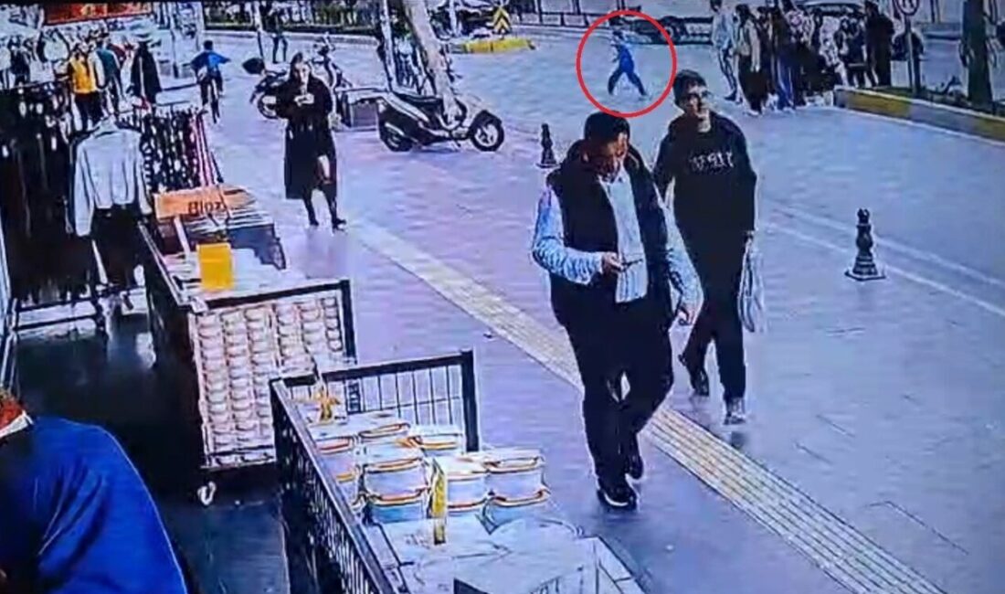 Antalya’da yaya geçidinden yolun karşısına geçmeye çalışan 7 yaşındaki ilkokul