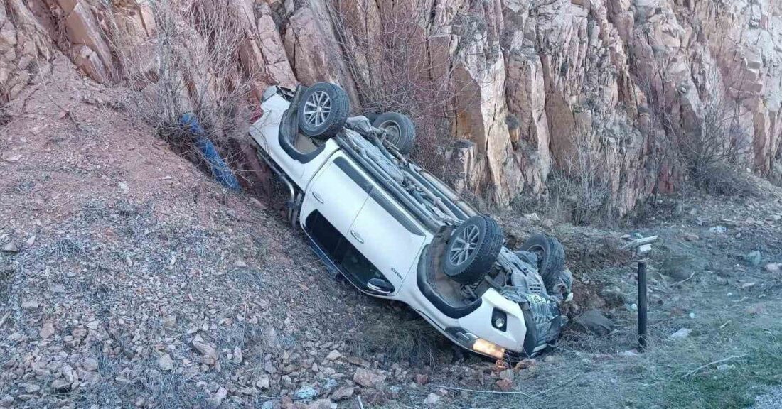 Yozgat’ta takla atan otomobilde 2 kişi yaralandı. Edinilen bilgiye göre