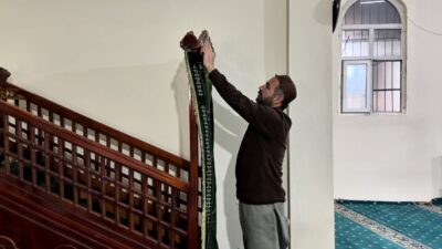 Hakkari’nin Yüksekova ilçesinde mübarek Ramazan ayı öncesinde camilerde başlatılan kapsamlı