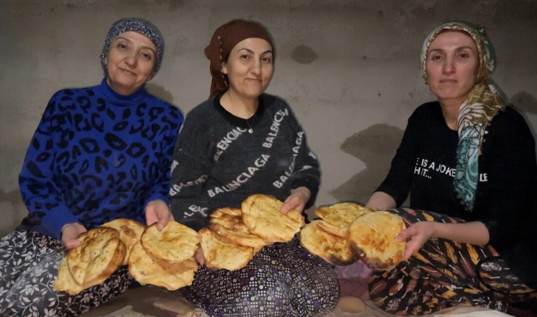 Hakkari’nin Yüksekova ilçesinde yaşayan üç kız kardeş, 11 ayın sultanı