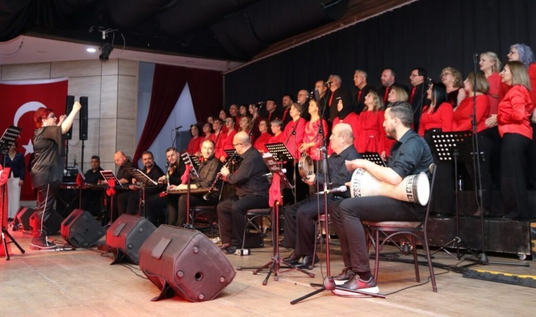 Yunusemre Belediyesi, 14 Şubat Sevgililer Günü öncesinde düzenlediği özel konserle