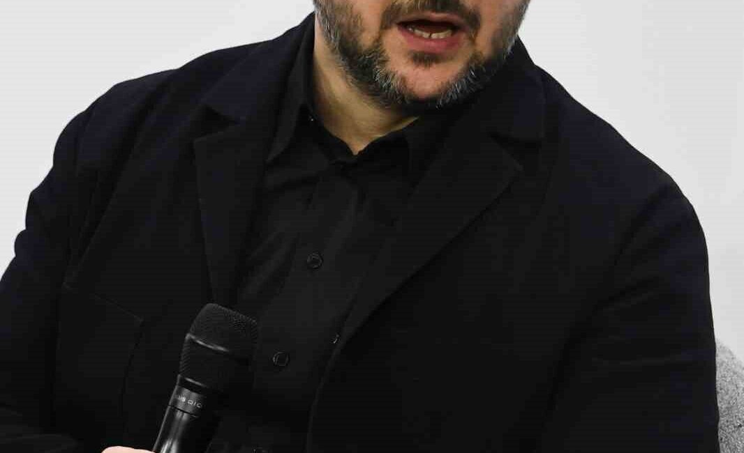 Ukrayna Devlet Başkanı Vladimir Zelenskiy, “Bize iki aylık bir ateşkes