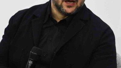 Ukrayna Devlet Başkanı Vladimir Zelenskiy, “Bize iki aylık bir ateşkes