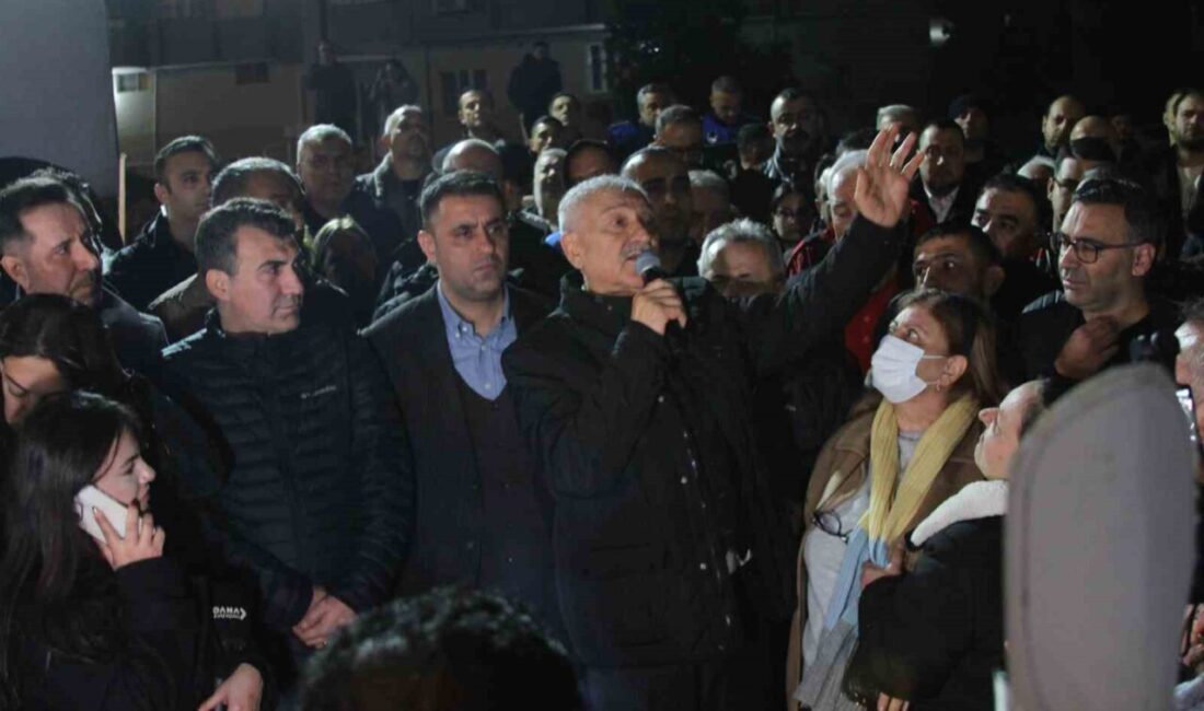 Tahliye edilen eski Adana Büyükşehir Belediye Başkanı Zeydan Karalar, kente