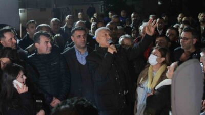 Tahliye edilen eski Adana Büyükşehir Belediye Başkanı Zeydan Karalar, kente