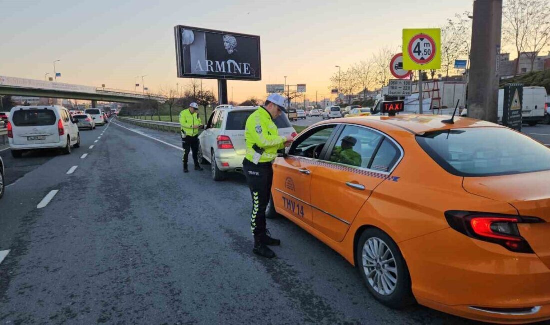 Zeytinburnu’nda İstanbul İl Emniyet Müdürlüğü Trafik Denetleme Şube Müdürlüğü ekipleri