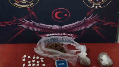 İzmir’in Karabağlar ilçesinde polis ekipleri tarafından gerçekleştirilen uyuşturucu operasyonunda, satışa