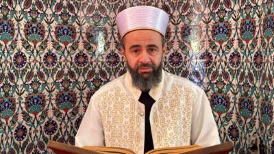 Zonguldak’ın Alaplı ilçesinde görev yapan 45 yaşındaki din görevlisi Bünyamin