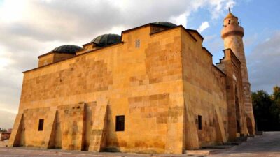 ’Niğde Seni Çağırıyor’ sloganıyla kentin tarihi ve kültürel mirasını tanıtmaya