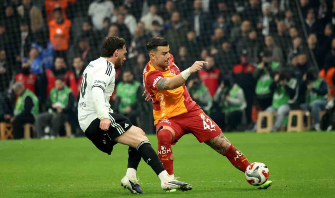 Galatasaraylı futbolcu Abdülkerim Bardakcı, Beşiktaş derbisinde gördüğü sarı kartla cezalı