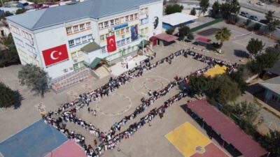 ADANA (İHA) – Adana’da bin 100 öğrenci ara tatil öncesi