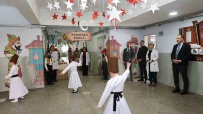 Ağrı Valisi Önder Bozkurt, İl Milli Eğitim Müdürü Hasan Kökrek