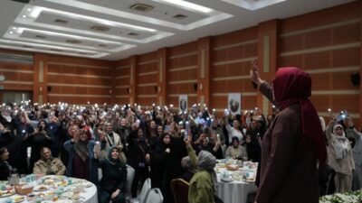 AK Parti İstanbul İl Kadın Kolları Başkanlığı tarafından, kadın kolları