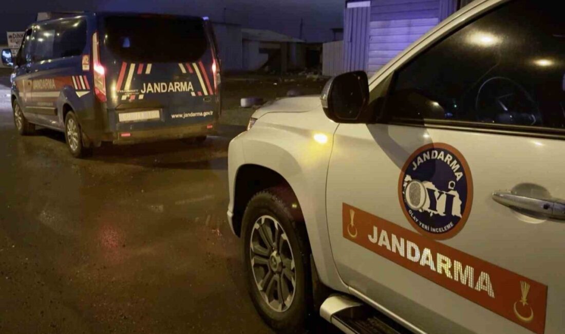 Aksaray’da 3 çocuk tartışıp kavga ettikleri 1 genci darp edip