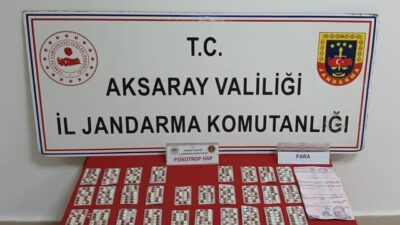 Aksaray’da jandarma ekiplerinin bir eve düzenlediği operasyonda 446 adet sentetik