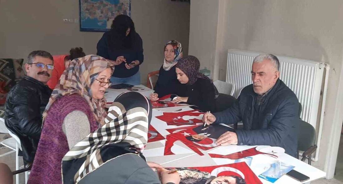 Konya’nın Akşehir ilçesinde şehitlerin hatırasını yaşatmak ve gelecek nesillere aktarmak