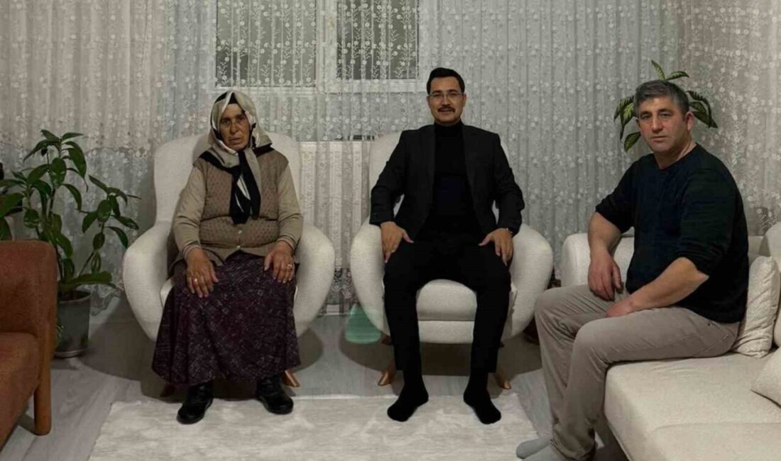 Akyaka Kaymakamı İsmail Demirtaş, 1990 yılında Hakkari’de askerlik görevini yaparken