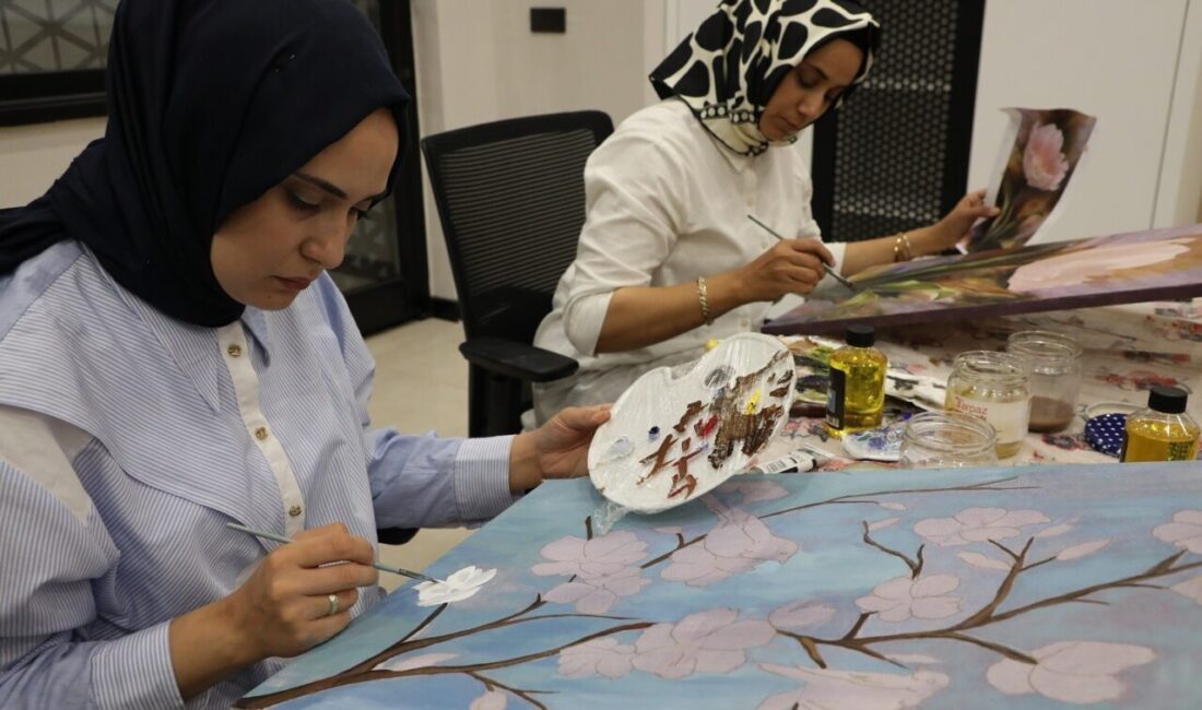 Konya’nın merkez Karatay İlçe Belediyesi Ali Ulvi Kurucu Gençlik Merkezi’nde