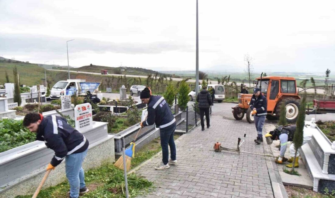 Altıeylül Belediyesi, Ramazan Bayramı öncesinde ilçe genelindeki mezarlıklarda kapsamlı temizlik