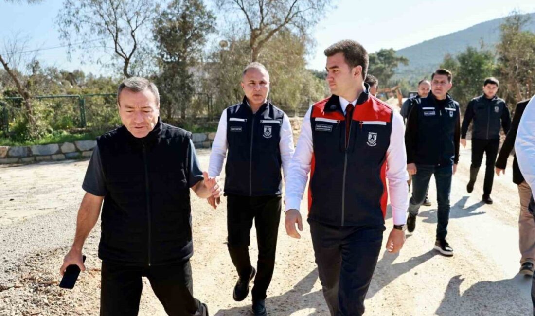 Bodrum Belediye Başkanı Tamer Mandalinci, Bodrum genelinde devam eden altyapı