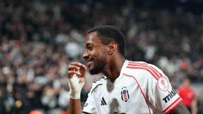 Beşiktaş’ın Panamalı savunmacısı Amir Murillo, siyah-beyazlı formayla ikinci golünü Türkiye