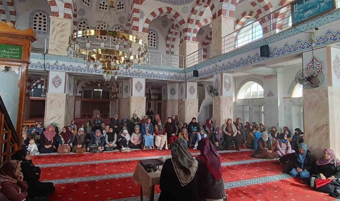 Mersin’in Anamur ilçesinde Kadir Gecesi dolayısıyla hanımlara yönelik özel bir