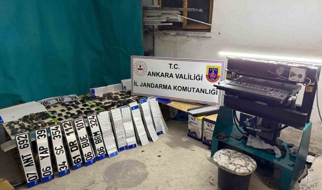 Ankara’nın Keçiören toplam 4 milyon lira değerinde sahte plaka basımı