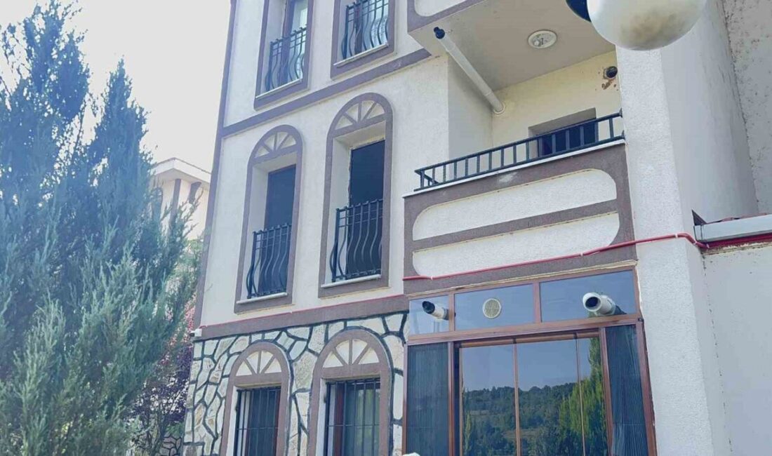 Zonguldak’ta annesi ve anneannesini baltayla parçalayarak 110 parçaya ayırarak öldüren