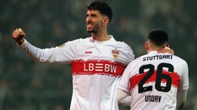 Almanya Bundesliga ekibi Stuttgart’ta top koşturan milli futbolcu Atakan Karazor,