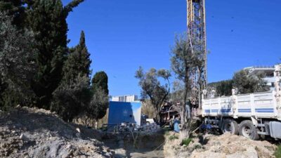 Aydın Büyükşehir Belediyesi ve ASKİ Genel Müdürlüğü tarafından Kuşadası’nda sürdürülen