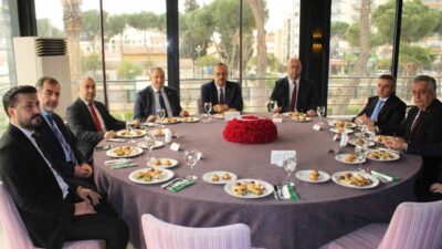 Aydın’da Ramazan Bayramı resmi bayramlaşma töreni Aydın Valisi Yakup Canbolat’ın