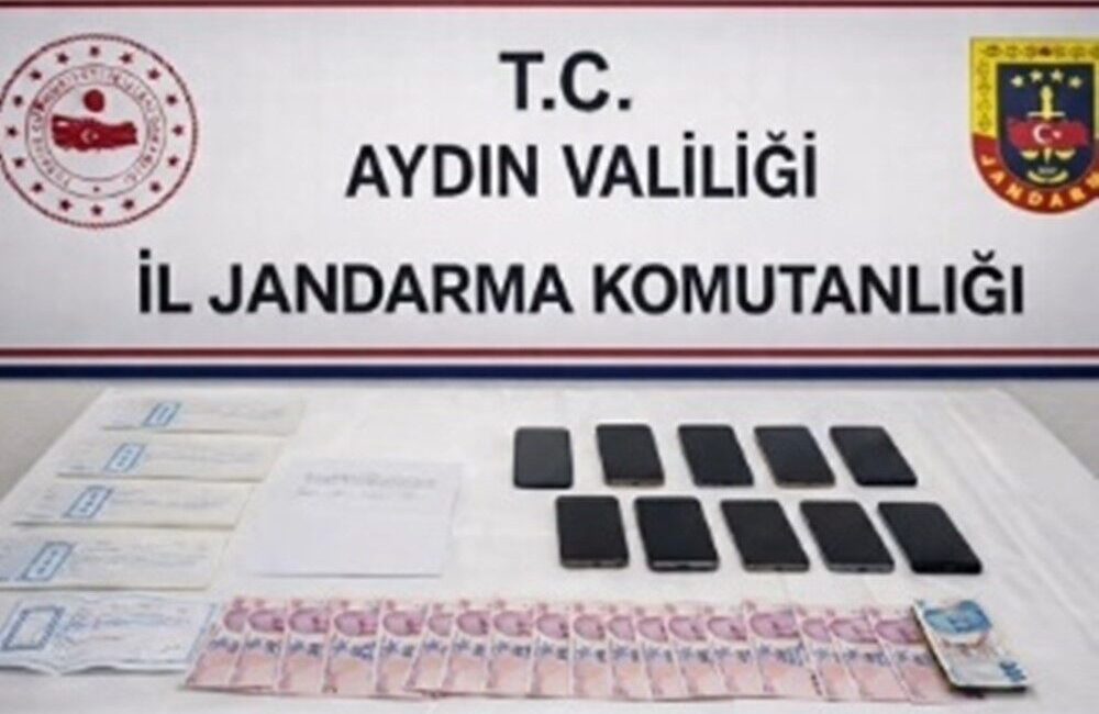 Aydın’da tehdit ve silah zoruyla mağdurlardan çek ve senet aldıkları,