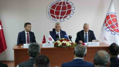 Niğde programı çerçevesinde Niğde Ticaret ve Sanayi Odası’nda iş adamları