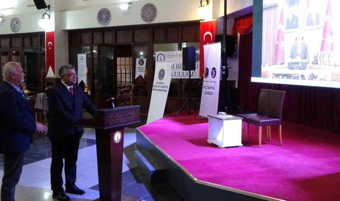 Kütahya’da Birlik Vakfı tarafından düzenlenen iftar programına canlı bağlantı ile