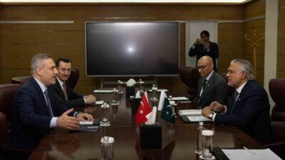 Dışişleri Bakanı Hakan Fidan, Suudi Arabistan’ın başkenti Riyad’da “Bölge Ülkeleri