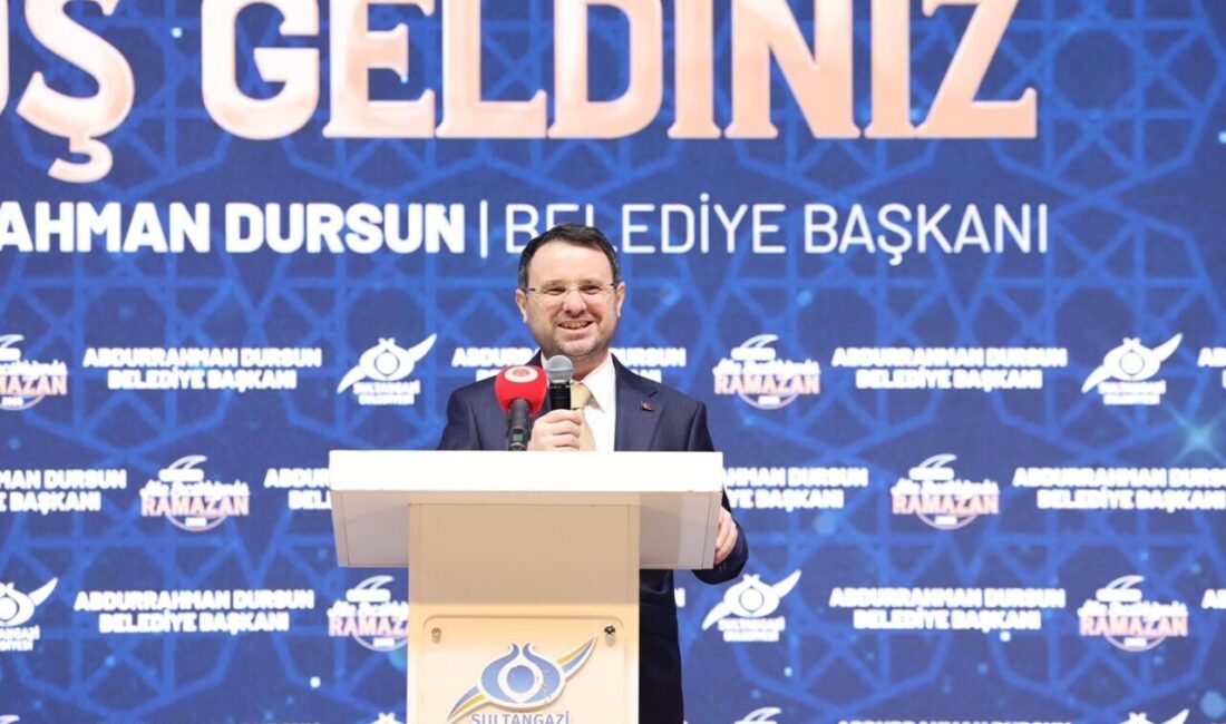 Adalet Bakanı Akın Gürlek, Sultangazi etkinlik çadırında vatandaşlarla bir araya