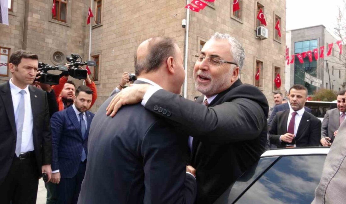 Çalışma ve Sosyal Güvenlik Bakanı Vedat Işıkhan, “2007 yılında yüzde