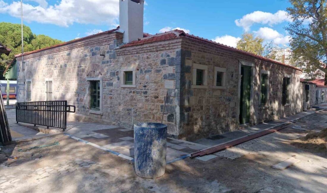 Ulaştırma ve Altyapı Bakanı Abdulkadir Uraloğlu, “60 gar ve istasyonumuzu