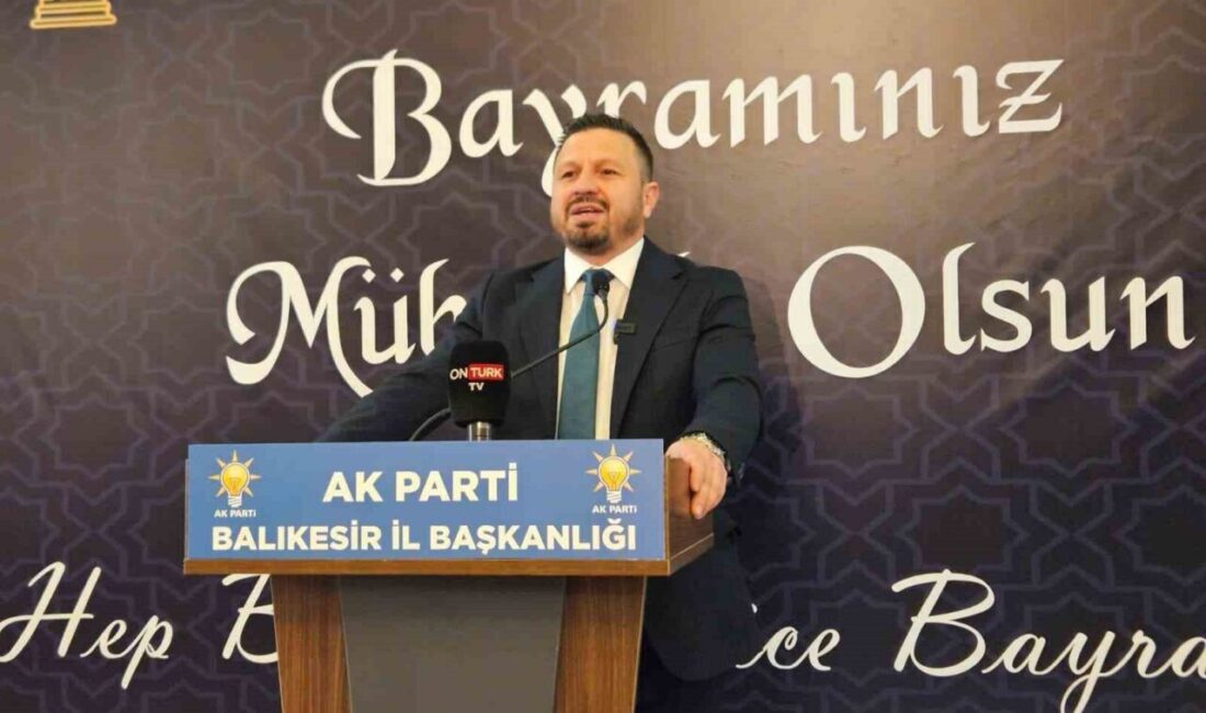 AK Parti Balıkesir İl Başkanlığı tarafından düzenlenen geleneksel bayramlaşma programı,
