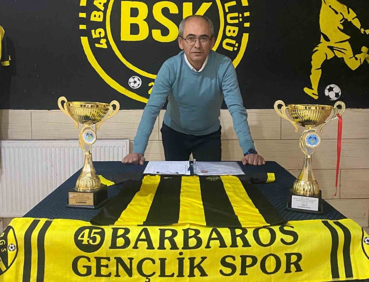 Manisa 1. Amatör Küme takımlarından Barbarospor, genel koordinatör ve teknik