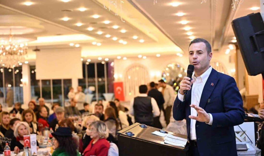 Balıkesir Büyükşehir Belediye Başkanı Ahmet Akın, İstanbul’da yaşayan hemşehrileriyle iftar