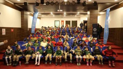 Aydın Büyükşehir Belediyesi Şehir Tiyatroları’nın sevilen çocuk oyunu ’Müzisyenler Çetesi’,