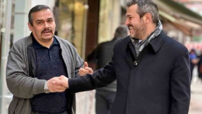 Karabük Belediye Başkanı Özkan Çetinkaya, şehir merkezinde gerçekleştirdiği saha ziyaretleri