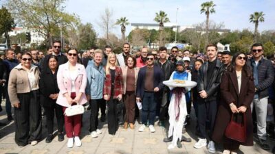 Ramazan Bayramı dolayısıyla Didim Belediyesi’nde bayramlaşma programı, gerçekleştirildi. Programa, Belediye