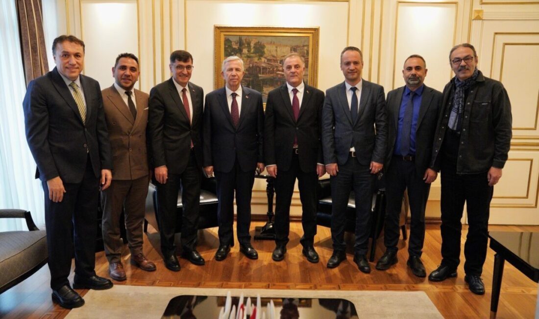 Kütahya Belediye Başkanı Eyüp Kahveci, İstanbul Büyükşehir Belediyesi Başkan Vekili