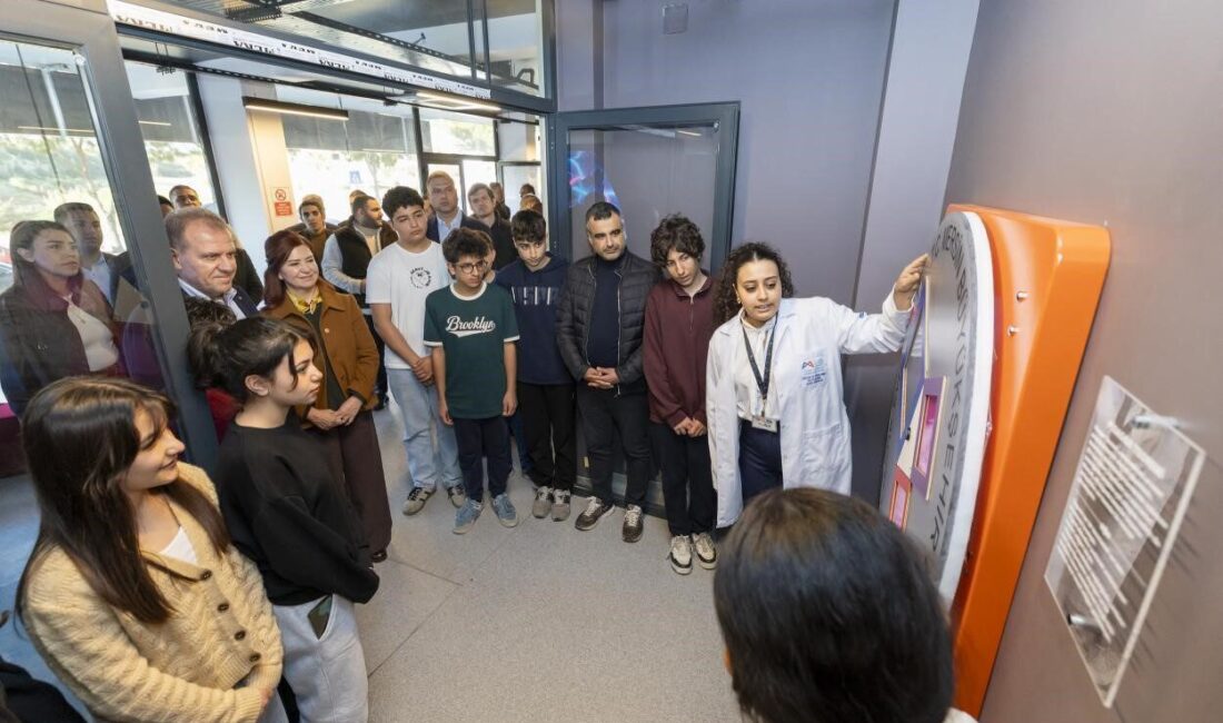 Türkiye Belediyeler Birliği (TBB) Başkan Vekili ve Mersin Büyükşehir Belediye