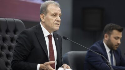 Mersin Büyükşehir Belediye Başkanı Vahap Seçer, özel kalem müdürünün gözaltına