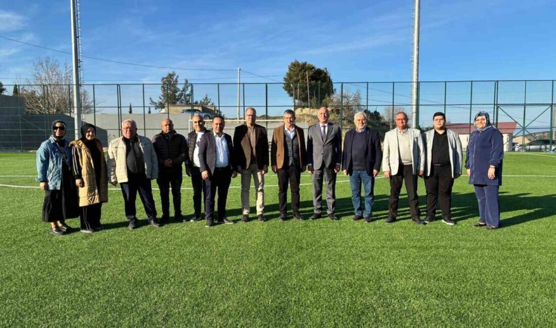 AK Parti Denizli İl Başkanı Muhammet Subaşıoğlu, Babadağ ilçesinde devam